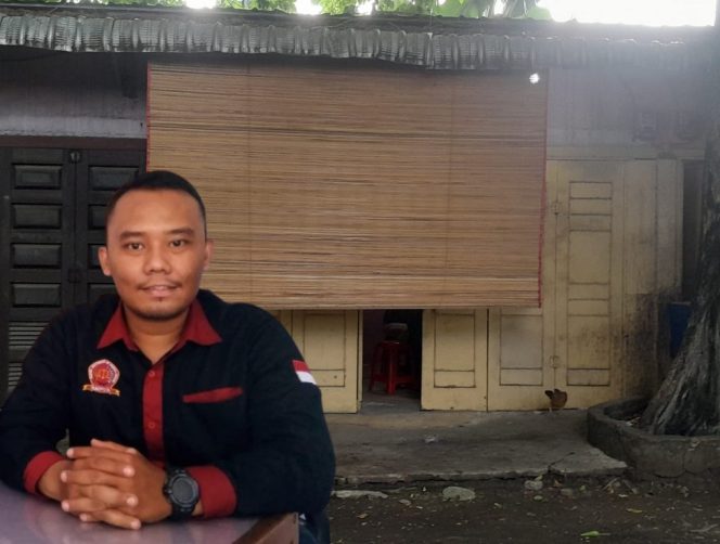 
 Foto Ketua Umum Aliansi Masyarakat Peduli Hukum (AMPUH) MUHAMMAD SUZALI,SH Dan Foto Bangunan ynag diduga dijadikan tempat judi tembak ikan