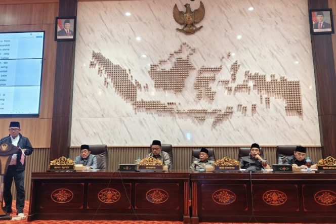 
 Suara Rakyat Menggema di Paripurna, DPRD Sumenep Fokus Infrastruktur dan Ekonomi