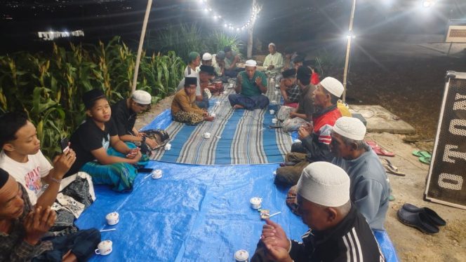 
 Tasyakkuran dan Tahlil Bersama Warnai Syukuran Selesainya Jalan Swadaya di Dusun Tanodung Laok