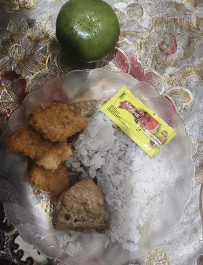 
 Wali Siswa Geram, Menu MBG Disorot Tajam: Dapur Pordapor Jadi Sorotan, Pihak Terkait Bungkam