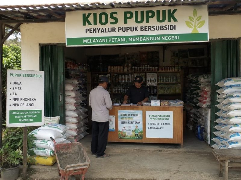 Foto ilustrasi kios pupuk