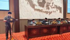 M. Mirza Khomaini Hamid menyampaikan laporan Banggar DPRD Sumenep dalam rapat paripurna pembahasan P-APBD 2026.