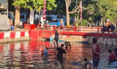 Warga Antusias, Desa Pabian Semarakkan HUT RI ke-81 Lewat Lomba Titian Bambu
