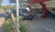 Terparkir Berdebu, Mobil Dinas Berpelat Merah Jadi Sorotan Ketua AWDI Sumenep